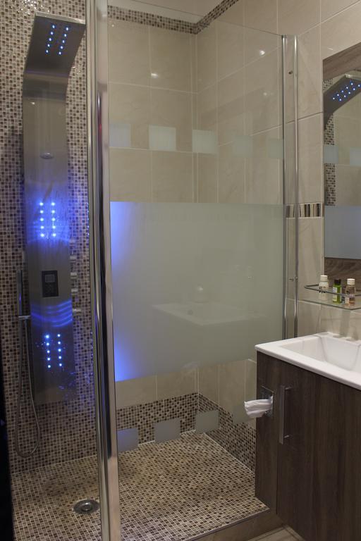 Le Love Spa Lyon Pokój zdjęcie