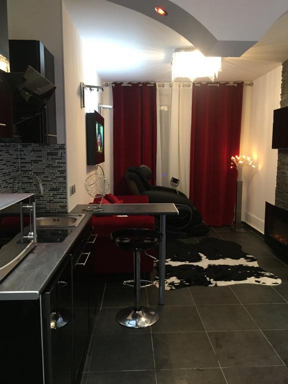 Le Love Spa Lyon Zewnętrze zdjęcie