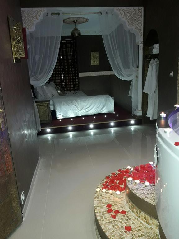 Le Love Spa Lyon Zewnętrze zdjęcie
