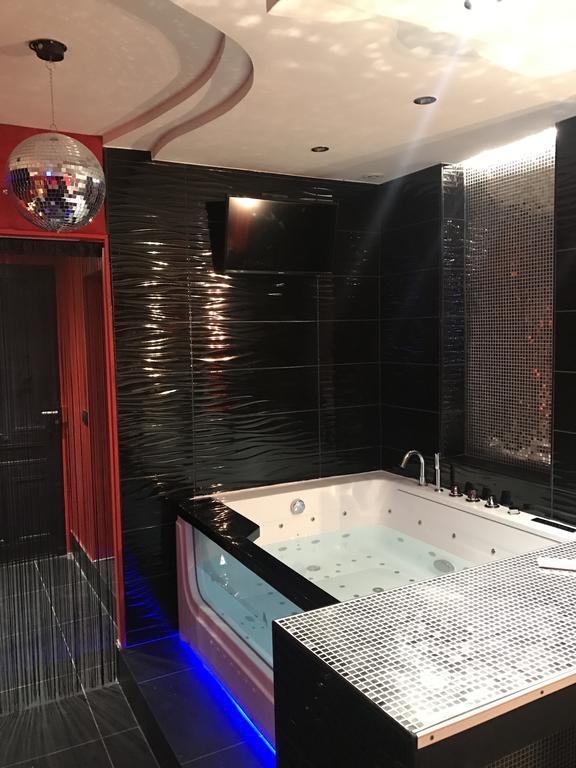 Le Love Spa Lyon Zewnętrze zdjęcie