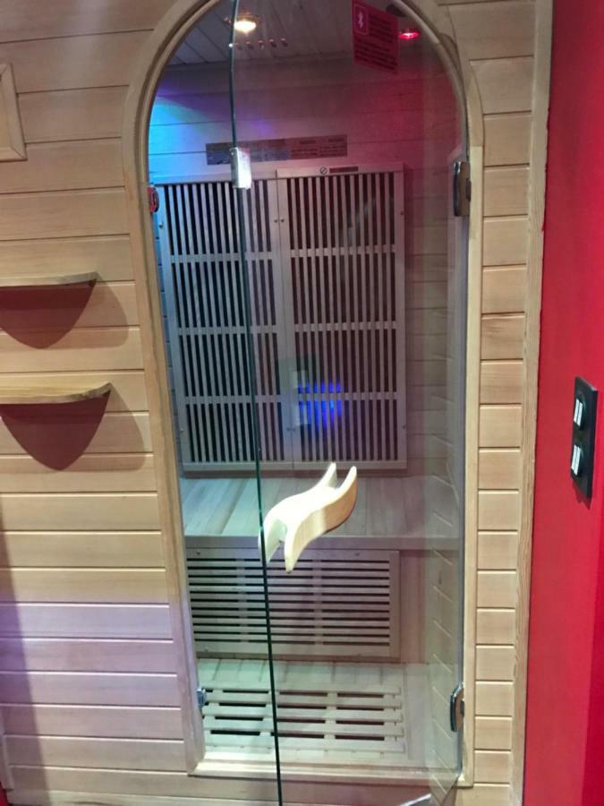 Le Love Spa Lyon Zewnętrze zdjęcie
